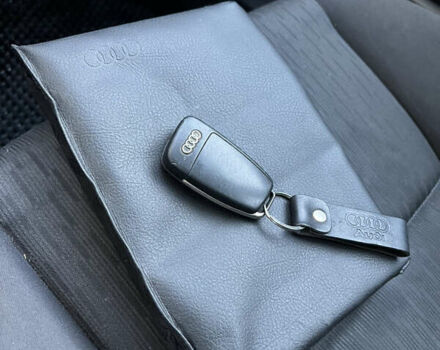 Сірий Ауді А4, об'ємом двигуна 1.8 л та пробігом 260 тис. км за 6200 $, фото 25 на Automoto.ua