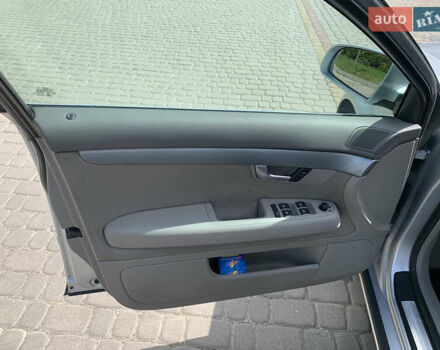 Серый Ауди А4, объемом двигателя 2 л и пробегом 210 тыс. км за 6200 $, фото 7 на Automoto.ua