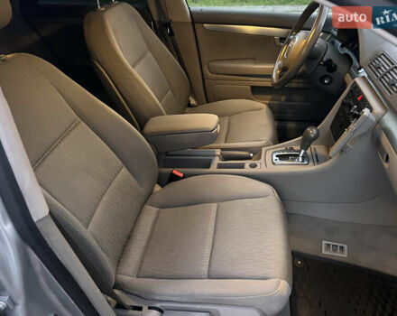 Ауди А4 2005 в Дунаевцах на Automoto.ua Серый Ауди А4, объемом двигателя 2 л и пробегом 230 тыс. км за 5999 $, фото 25 на Automoto.ua