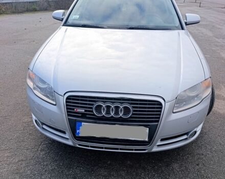 Серый Ауди А4, объемом двигателя 2 л и пробегом 300 тыс. км за 3011 $, фото 1 на Automoto.ua
