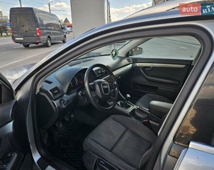 Сірий Ауді А4, об'ємом двигуна 2.5 л та пробігом 390 тис. км за 2450 $, фото 5 на Automoto.ua