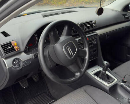Ауди А4 2005 в Шаргороде на Automoto.ua Серый Ауди А4, объемом двигателя 1.97 л и пробегом 407 тыс. км за 6000 $, фото 6 на Automoto.ua