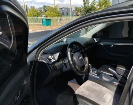 Сірий Ауді А4, об'ємом двигуна 2 л та пробігом 263 тис. км за 6500 $, фото 6 на Automoto.ua