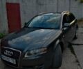 Серый Ауди А4, объемом двигателя 3 л и пробегом 370 тыс. км за 6500 $, фото 4 на Automoto.ua