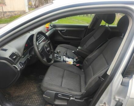 Серый Ауди А4, объемом двигателя 2 л и пробегом 400 тыс. км за 3300 $, фото 10 на Automoto.ua