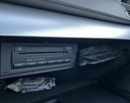 Сірий Ауді А4, об'ємом двигуна 1.8 л та пробігом 260 тис. км за 6200 $, фото 21 на Automoto.ua