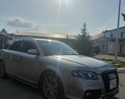 Серый Ауди А4, объемом двигателя 2 л и пробегом 228 тыс. км за 9200 $, фото 5 на Automoto.ua