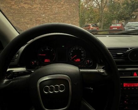 Серый Ауди А4, объемом двигателя 2 л и пробегом 280 тыс. км за 3700 $, фото 3 на Automoto.ua