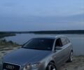 Сірий Ауді А4, об'ємом двигуна 2 л та пробігом 320 тис. км за 7600 $, фото 1 на Automoto.ua