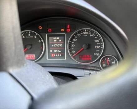 Серый Ауди А4, объемом двигателя 1.8 л и пробегом 229 тыс. км за 6800 $, фото 1 на Automoto.ua