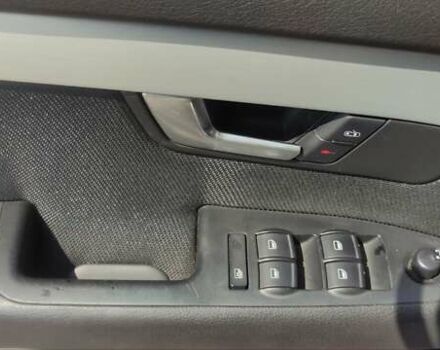 Сірий Ауді А4, об'ємом двигуна 1.98 л та пробігом 250 тис. км за 7500 $, фото 13 на Automoto.ua