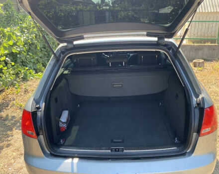 Серый Ауди А4, объемом двигателя 1.98 л и пробегом 235 тыс. км за 6600 $, фото 7 на Automoto.ua