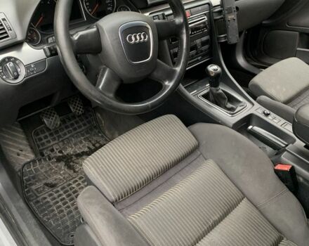 Серый Ауди А4, объемом двигателя 2 л и пробегом 460 тыс. км за 2500 $, фото 10 на Automoto.ua