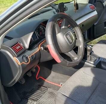 Серый Ауди А4, объемом двигателя 1.6 л и пробегом 320 тыс. км за 5300 $, фото 9 на Automoto.ua