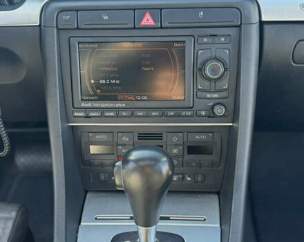 Серый Ауди А4, объемом двигателя 2 л и пробегом 211 тыс. км за 7450 $, фото 13 на Automoto.ua