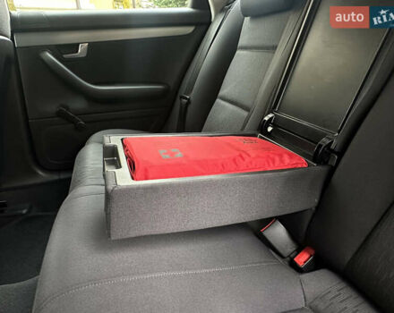 Ауди А4 2005 в Сарнах на Automoto.ua Серый Ауди А4, объемом двигателя 1.6 л и пробегом 198 тыс. км за 6350 $, фото 31 на Automoto.ua