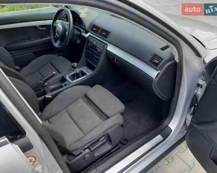 Сірий Ауді А4, об'ємом двигуна 2 л та пробігом 265 тис. км за 6400 $, фото 22 на Automoto.ua
