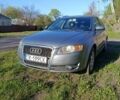 Серый Ауди А4, объемом двигателя 2 л и пробегом 400 тыс. км за 3800 $, фото 1 на Automoto.ua