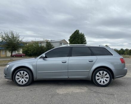 Серый Ауди А4, объемом двигателя 2 л и пробегом 296 тыс. км за 3700 $, фото 1 на Automoto.ua