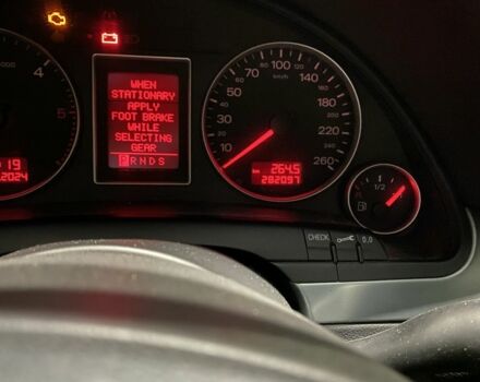 Сірий Ауді А4, об'ємом двигуна 2.5 л та пробігом 309 тис. км за 4000 $, фото 5 на Automoto.ua