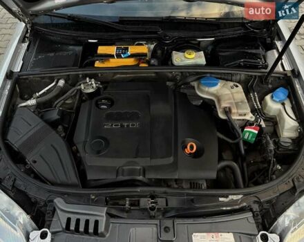 Сірий Ауді А4, об'ємом двигуна 2 л та пробігом 330 тис. км за 6900 $, фото 23 на Automoto.ua