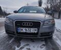 Серый Ауди А4, объемом двигателя 2 л и пробегом 310 тыс. км за 6500 $, фото 1 на Automoto.ua