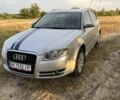 Серый Ауди А4, объемом двигателя 2 л и пробегом 292 тыс. км за 5700 $, фото 1 на Automoto.ua