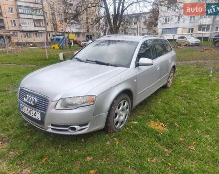 Серый Ауди А4, объемом двигателя 2 л и пробегом 400 тыс. км за 3200 $, фото 1 на Automoto.ua