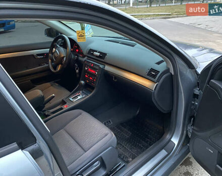 Серый Ауди А4, объемом двигателя 2.7 л и пробегом 258 тыс. км за 7500 $, фото 4 на Automoto.ua