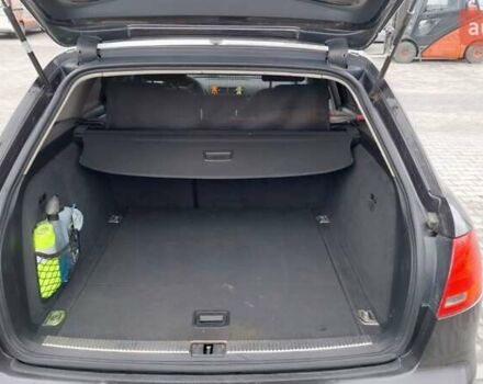 Серый Ауди А4, объемом двигателя 2 л и пробегом 313 тыс. км за 6700 $, фото 1 на Automoto.ua