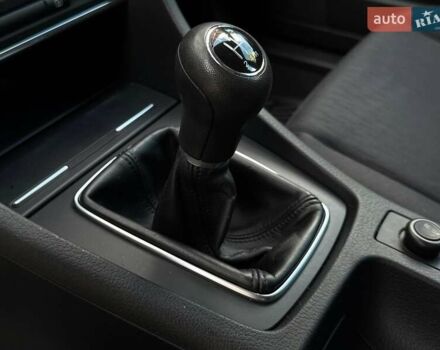 Сірий Ауді А4, об'ємом двигуна 1.8 л та пробігом 242 тис. км за 7500 $, фото 14 на Automoto.ua