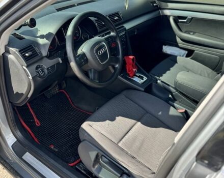 Сірий Ауді А4, об'ємом двигуна 2 л та пробігом 297 тис. км за 6750 $, фото 5 на Automoto.ua