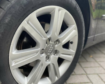 Ауді А4 2006 у Хмельницькому на Automoto.ua Сірий Ауді А4, об'ємом двигуна 2 л та пробігом 221 тис. км за 6699 $, фото 8 на Automoto.ua