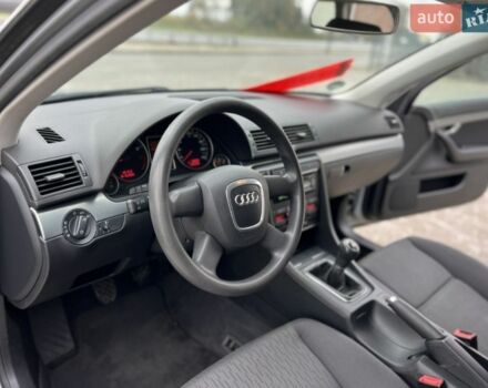 Серый Ауди А4, объемом двигателя 0 л и пробегом 205 тыс. км за 7000 $, фото 3 на Automoto.ua