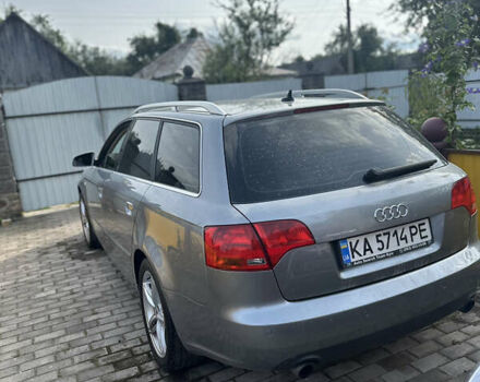 Серый Ауди А4, объемом двигателя 2 л и пробегом 270 тыс. км за 8100 $, фото 4 на Automoto.ua