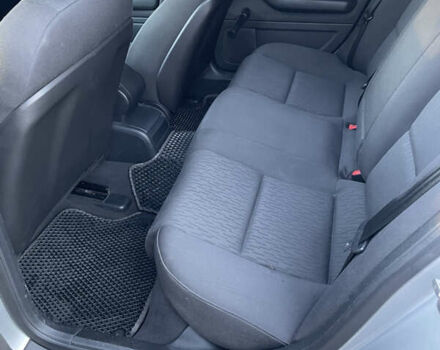 Серый Ауди А4, объемом двигателя 1.6 л и пробегом 284 тыс. км за 6399 $, фото 12 на Automoto.ua