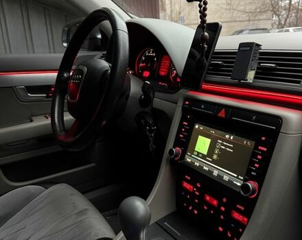 Серый Ауди А4, объемом двигателя 2 л и пробегом 240 тыс. км за 7500 $, фото 9 на Automoto.ua