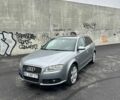 Серый Ауди А4, объемом двигателя 2 л и пробегом 379 тыс. км за 6400 $, фото 1 на Automoto.ua