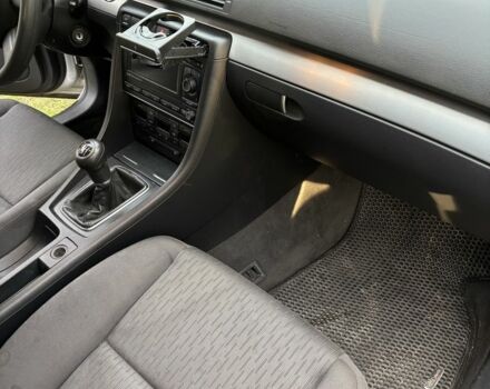 Ауді А4 2006 у Ковель на Automoto.ua Сірий Ауді А4, об'ємом двигуна 2 л та пробігом 330 тис. км за 4500 $, фото 5 на Automoto.ua