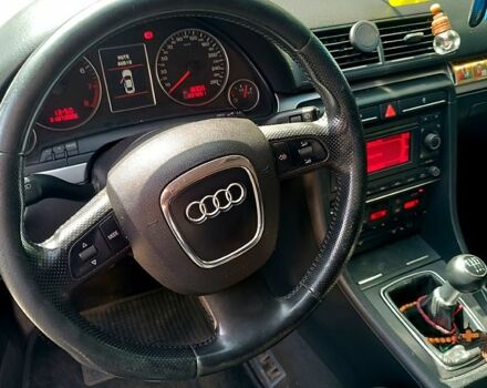 Серый Ауди А4, объемом двигателя 2 л и пробегом 237 тыс. км за 7500 $, фото 2 на Automoto.ua