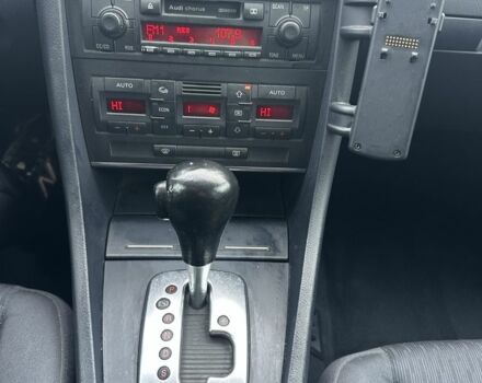 Серый Ауди А4, объемом двигателя 2 л и пробегом 271 тыс. км за 3399 $, фото 8 на Automoto.ua