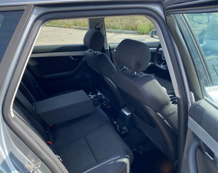 Серый Ауди А4, объемом двигателя 2 л и пробегом 290 тыс. км за 8500 $, фото 12 на Automoto.ua