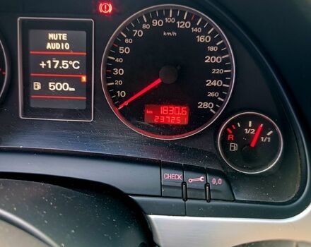 Серый Ауди А4, объемом двигателя 2 л и пробегом 237 тыс. км за 7500 $, фото 6 на Automoto.ua