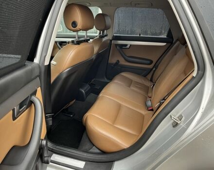 Серый Ауди А4, объемом двигателя 2 л и пробегом 170 тыс. км за 3499 $, фото 9 на Automoto.ua