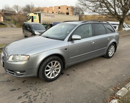 Серый Ауди А4, объемом двигателя 2 л и пробегом 285 тыс. км за 7200 $, фото 2 на Automoto.ua