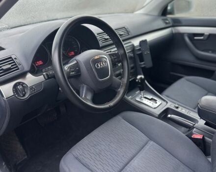 Серый Ауди А4, объемом двигателя 2 л и пробегом 271 тыс. км за 3399 $, фото 9 на Automoto.ua