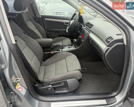 Сірий Ауді А4, об'ємом двигуна 1.8 л та пробігом 226 тис. км за 8999 $, фото 19 на Automoto.ua