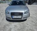 Серый Ауди А4, объемом двигателя 1.6 л и пробегом 175 тыс. км за 7200 $, фото 1 на Automoto.ua