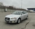 Серый Ауди А4, объемом двигателя 2 л и пробегом 309 тыс. км за 3150 $, фото 1 на Automoto.ua