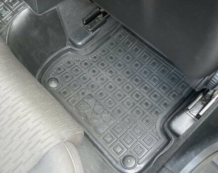 Серый Ауди А4, объемом двигателя 1.98 л и пробегом 223 тыс. км за 7500 $, фото 18 на Automoto.ua